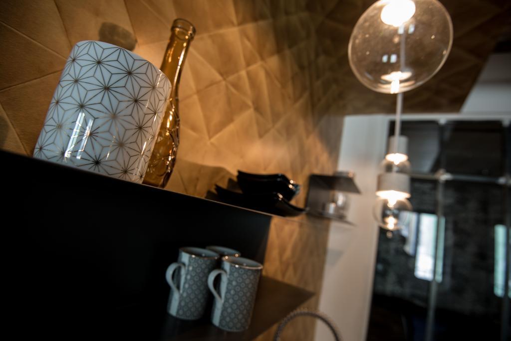 "Un Lieu Unique" Le Gold Et Le Cocon Apartment อานซี ภายนอก รูปภาพ